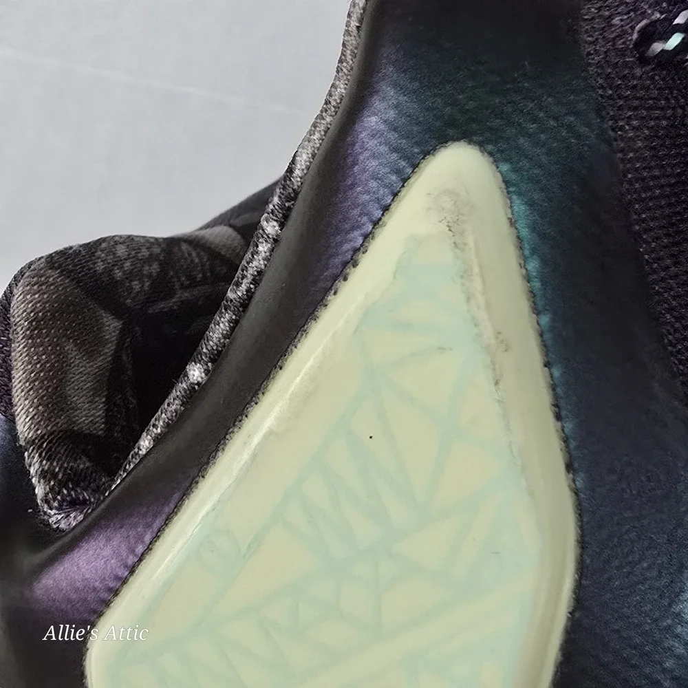 Nike Lebron Shoes 11‎ All Star Gator King Basketball Gumbo Kids Youth Glow 5Y